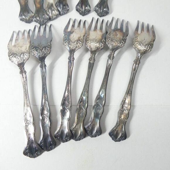 Vintage Grape 1904 Silverplate - Set of 12 Salad Forks International 1847 Rogers - Picture 6 of 7